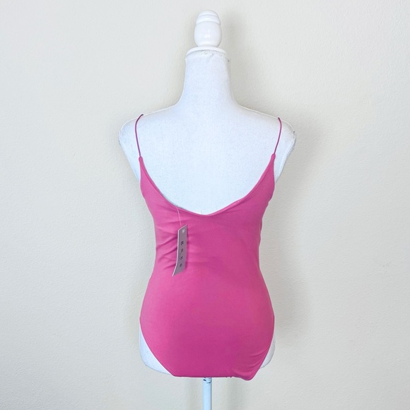 NWT Mauve Dusty Pink Soft V-Neck Low Back Thin Strap Strappy Lined Bodysuit - Picture 3 of 13